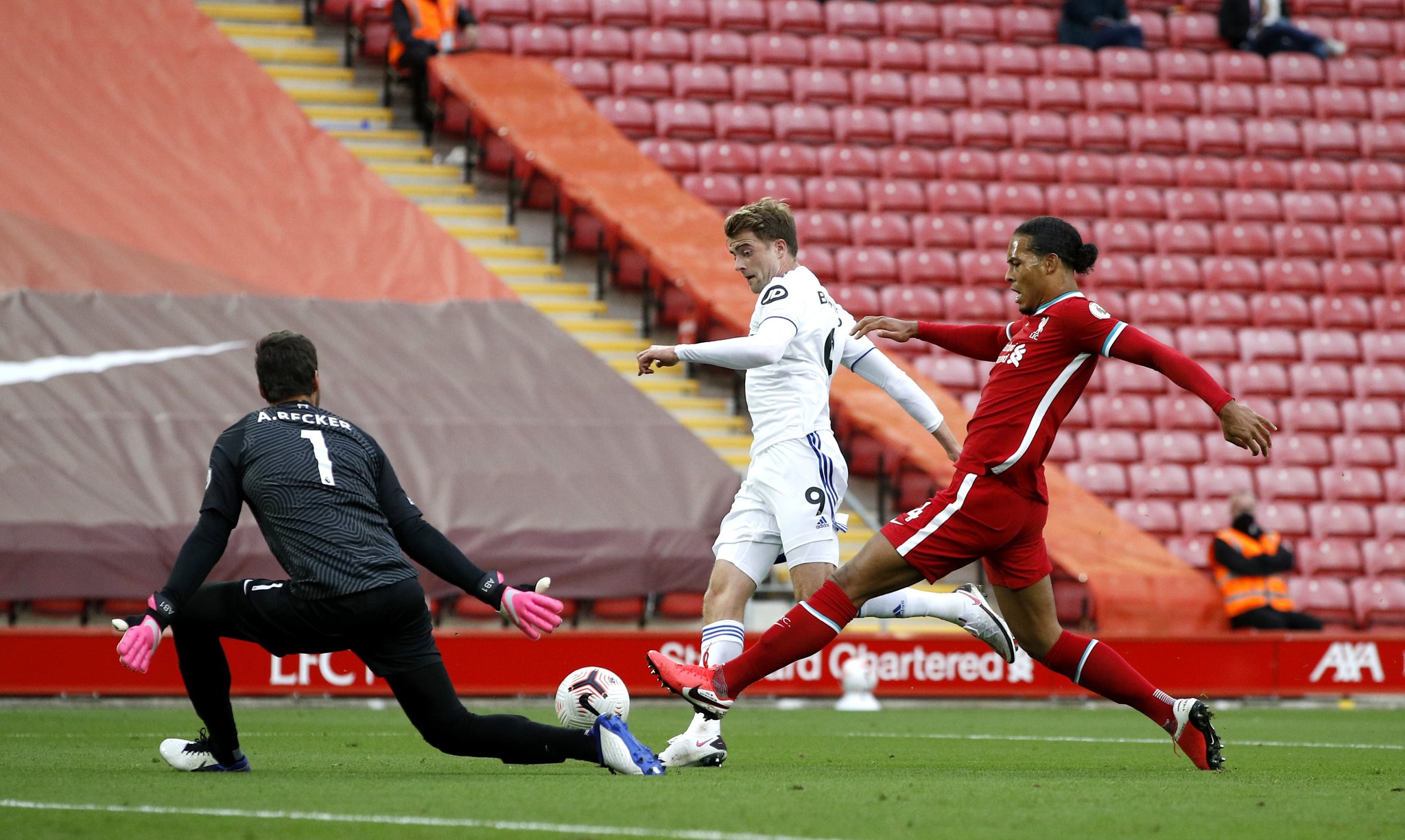 乓球世界中 乓球世界中